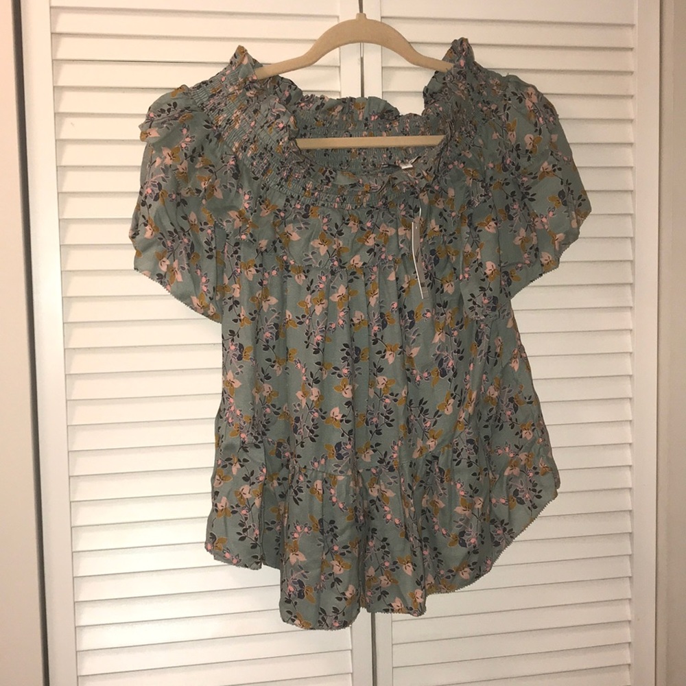 🔥Arabella green new romantic flo top.🔥 - Picture 8 of 8